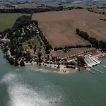 Zecamping 3 Dog Friendly Avec Piscine Au Bord Du De La Thesauque * Nailloux