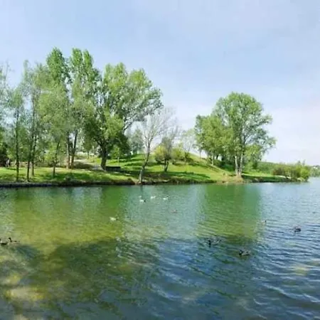 Camping 3 Etoiles - Piscine - Ccaaaef Nailloux