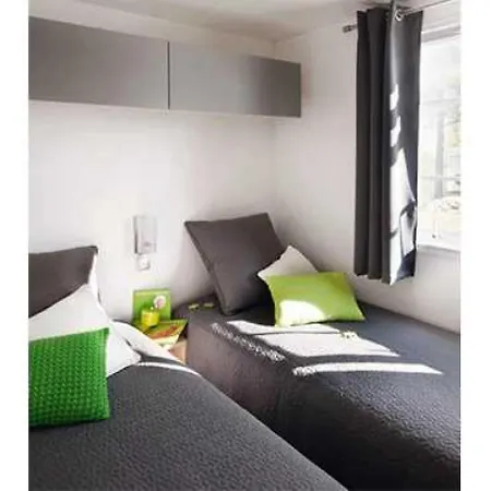 3 Etoiles - Piscine - Ccaaaef *