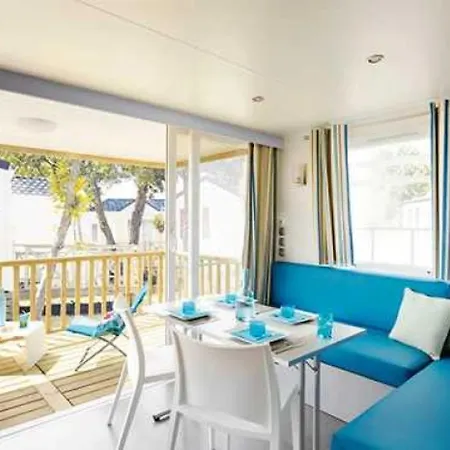 3 Etoiles - Piscine - Ccaaaef * Nailloux