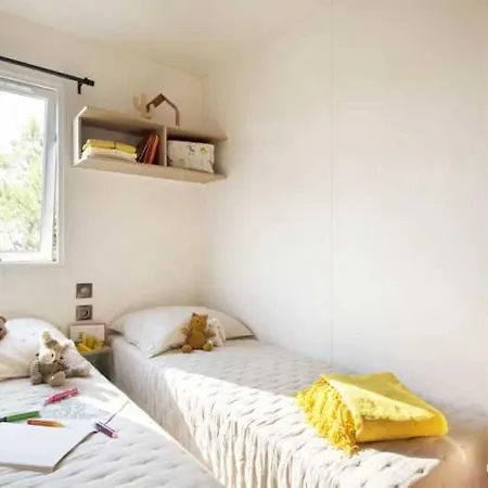 Camping 3 Etoiles - Piscine - Ccaaaef Nailloux