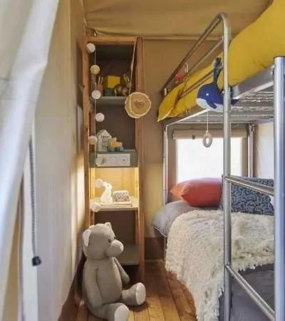 3 Etoiles - Piscine - Ccaaaef Nailloux