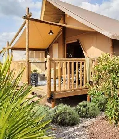 Camping 3 Etoiles - Piscine - Ccaaaef