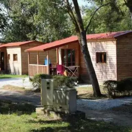 3 Etoiles - Piscine - Ccaaaef مكان تخييم *