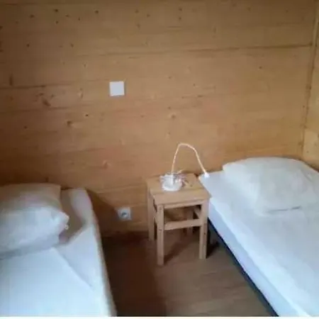 3 Etoiles - Piscine - Ccaaaef Nailloux