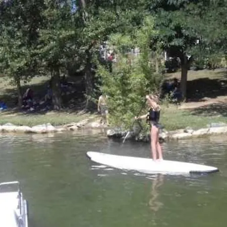 مكان تخييم 3 Etoiles - Piscine - Ccaaaef Nailloux