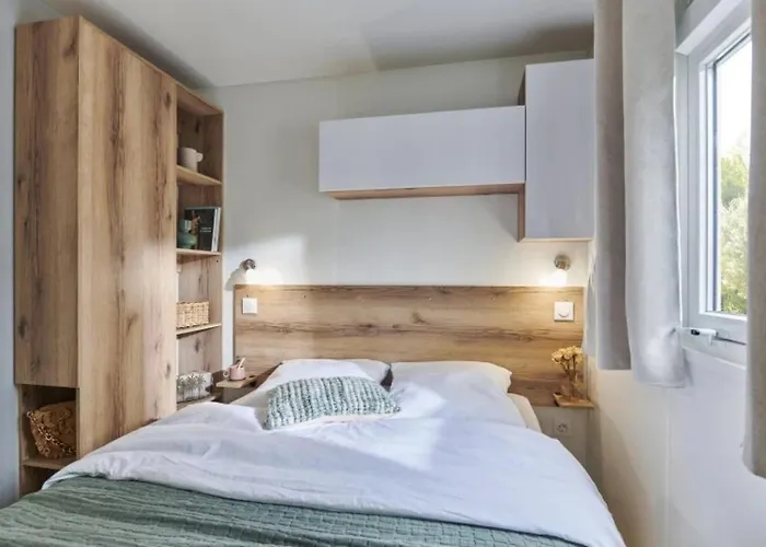 Chalet Chalet 3 étoiles - Piscine - ccaaaef